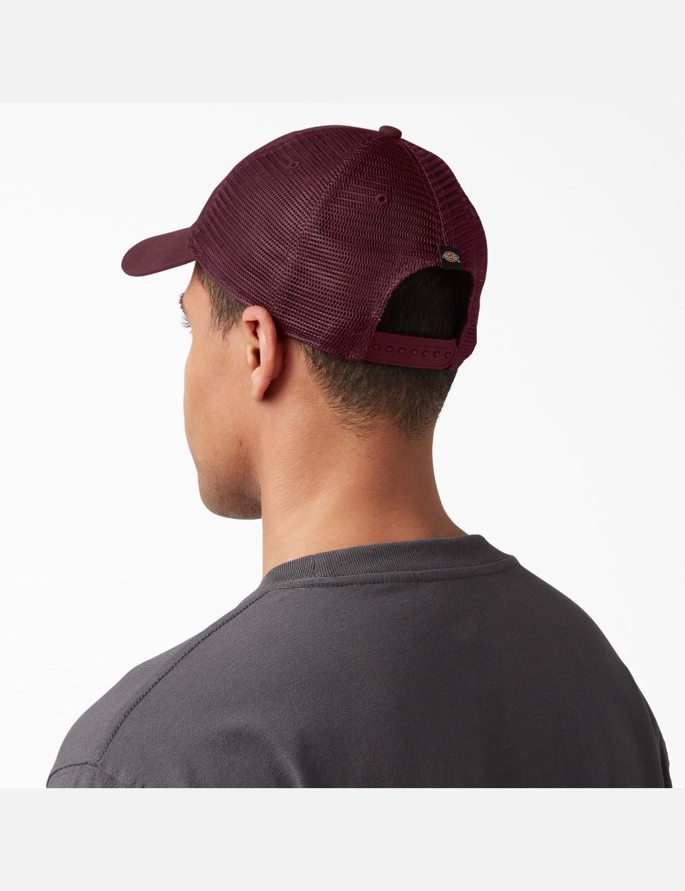 Burgundy Dickies Canvas Trucker Hats | 817IFGXBZ