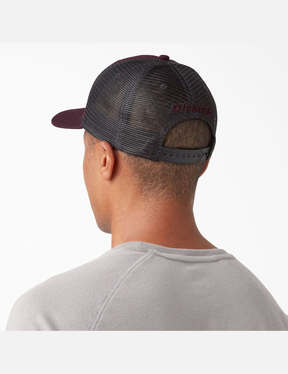 Maroon Dickies Canvas Trucker Hats | 639ORVSNZ