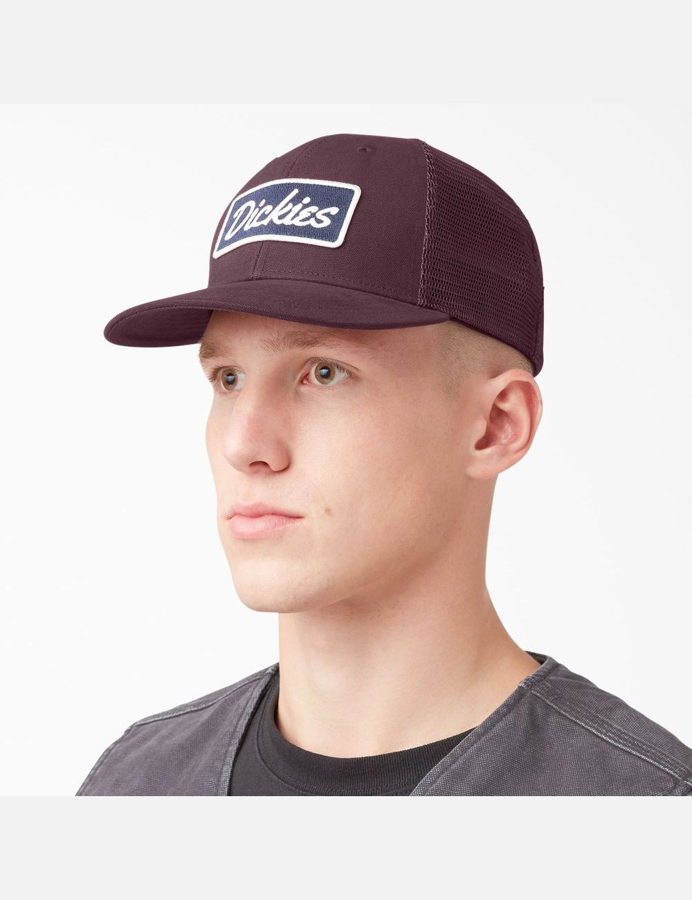 Maroon Dickies Patch Logo Trucker Hats | 130CEQPVY